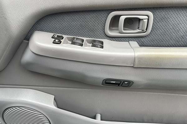 2002 Nissan Pathfinder Ti WX II