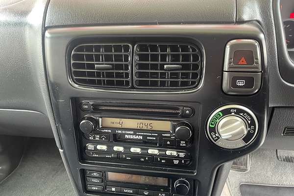 2002 Nissan Pathfinder Ti WX II