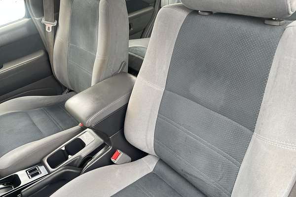 2002 Nissan Pathfinder Ti WX II