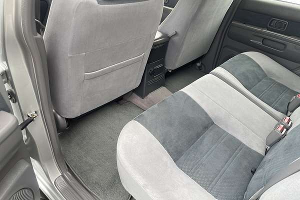 2002 Nissan Pathfinder Ti WX II