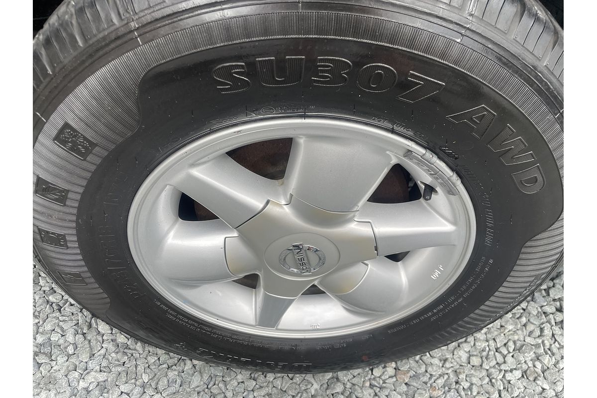 2002 Nissan Pathfinder Ti WX II