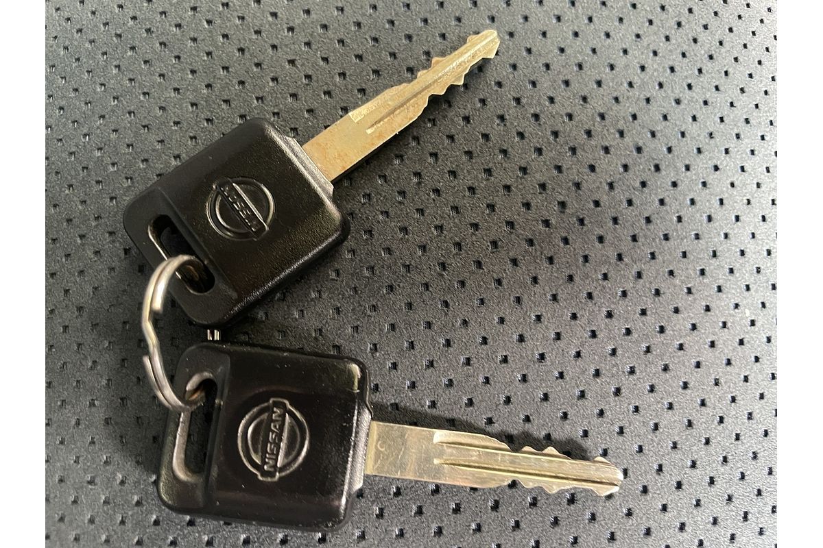 2002 Nissan Pathfinder Ti WX II