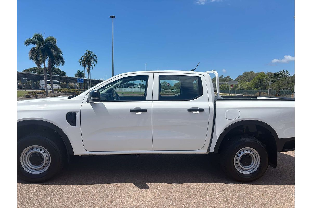 2025 Ford Ranger XL 4X4 2.0L