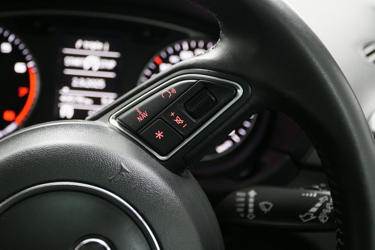 2012 Audi A1 Ambition 8X