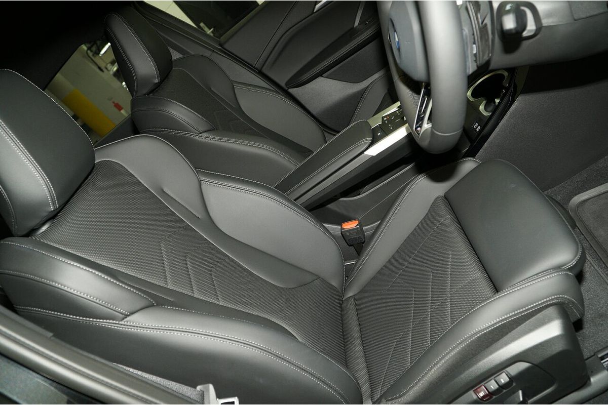 2025 BMW X2 xDrive20i M Sport U10