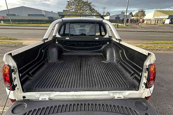 2012 Mitsubishi Triton GLX-R MN 4X4