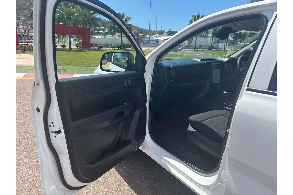 2025 Ford Ranger XL 4X4 2.0L
