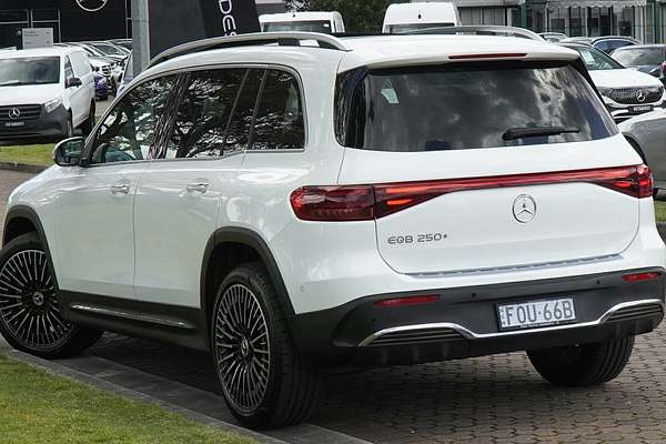 2024 Mercedes-Benz EQB EQB250+ X243