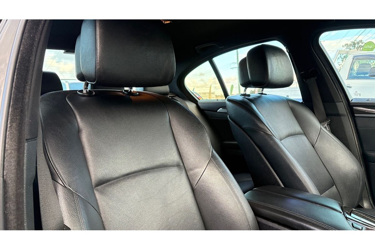 2011 BMW 520d F10 MY12