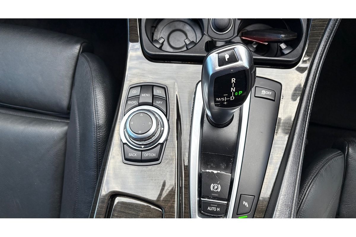 2011 BMW 520d F10 MY12