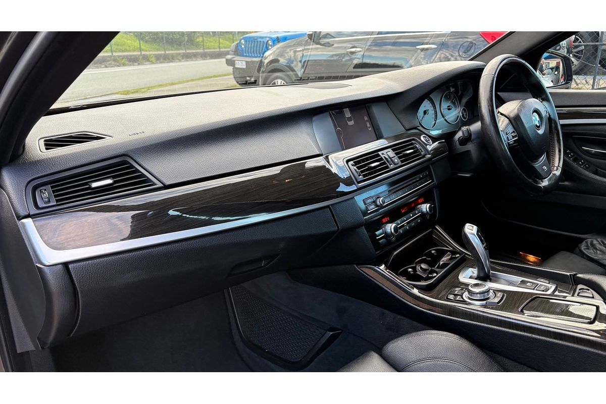 2011 BMW 520d F10 MY12