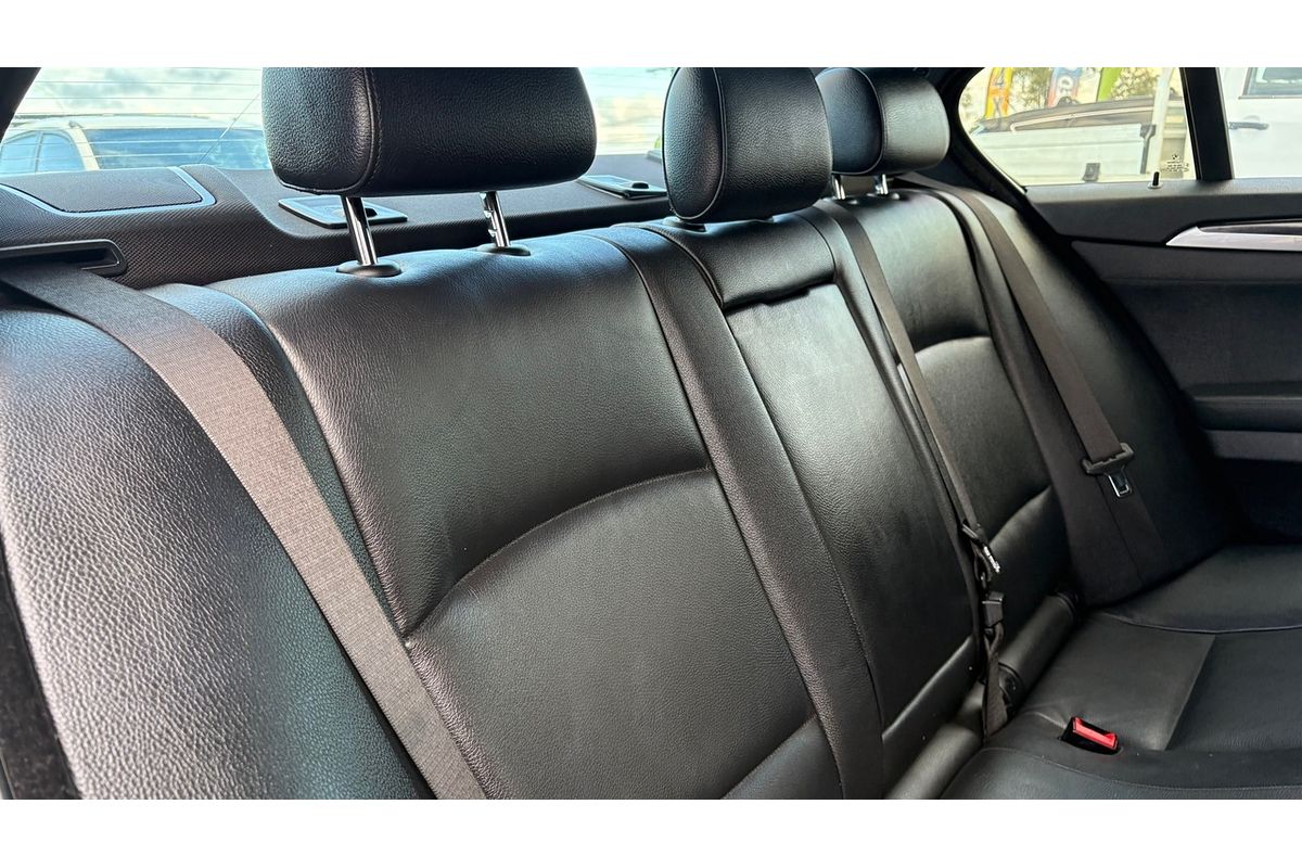 2011 BMW 520d F10 MY12
