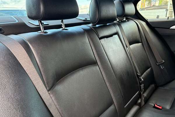 2011 BMW 520d F10 MY12