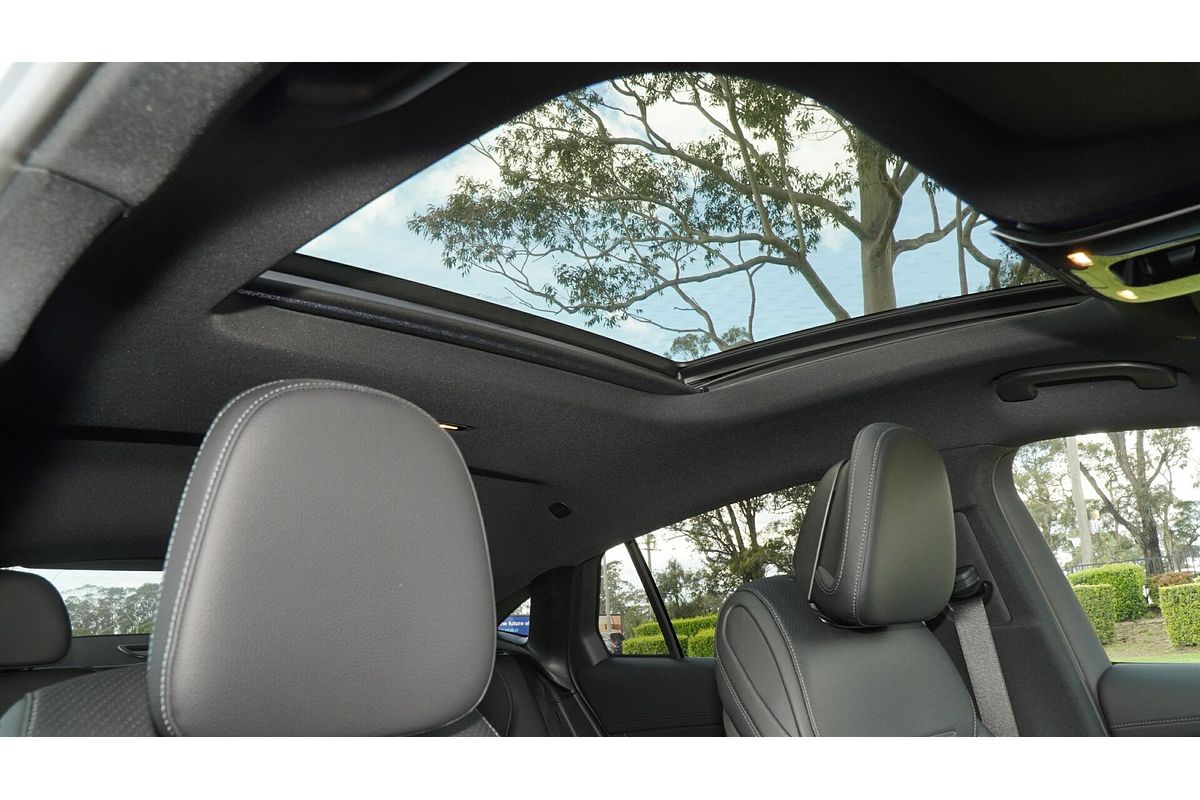 2025 Mercedes-Benz GLC-Class GLC300 C254