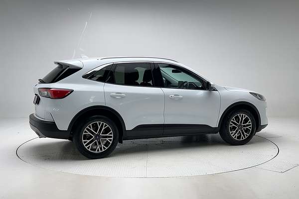 2021 Ford Escape  ZH