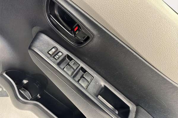 2011 Toyota Yaris YR NCP130R