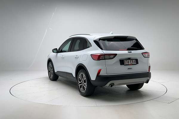 2021 Ford Escape  ZH