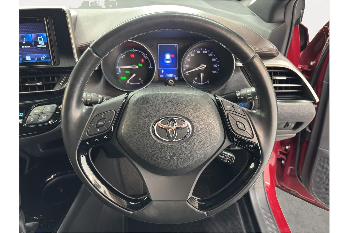 2017 Toyota C-HR ZYX10