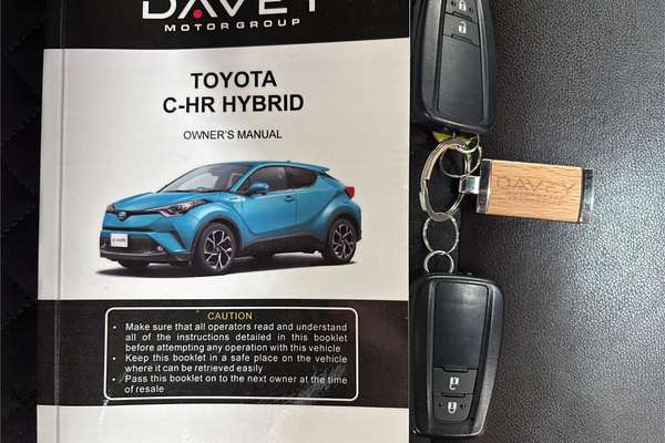 2017 Toyota C-HR ZYX10