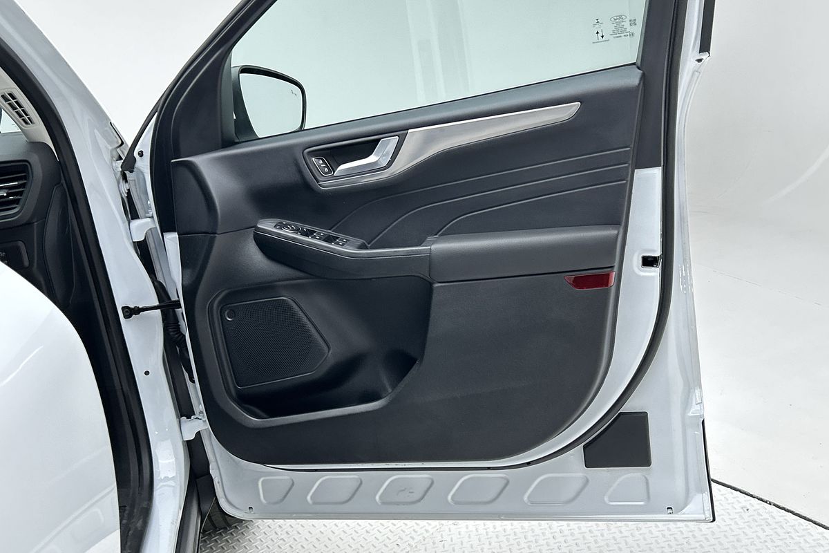 2021 Ford Escape  ZH