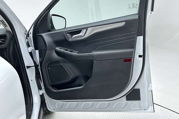 2021 Ford Escape  ZH