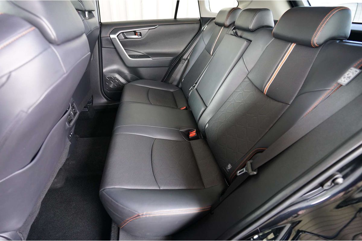 2020 Toyota RAV4 Edge AXAA54R