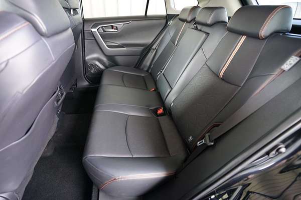 2020 Toyota RAV4 Edge AXAA54R