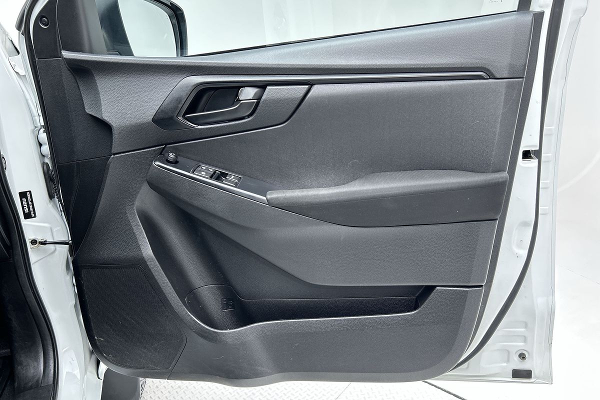 2023 Isuzu D-MAX SX High Ride Rear Wheel Drive