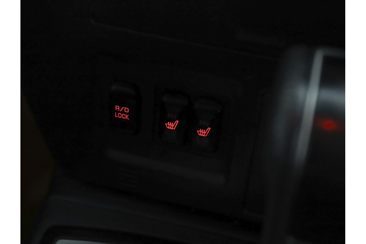 2019 Mitsubishi Pajero GLS NX