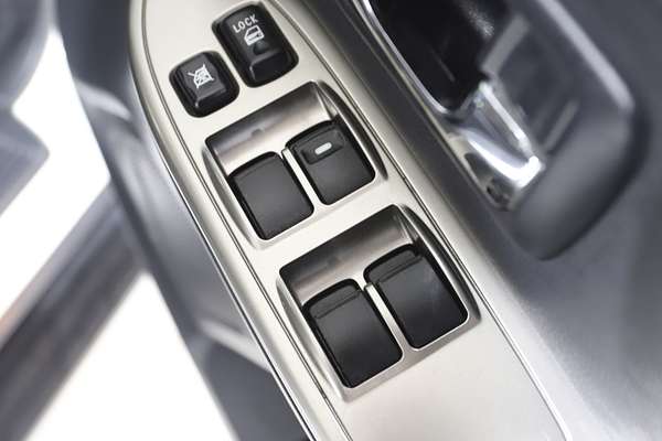 2019 Mitsubishi Pajero GLS NX