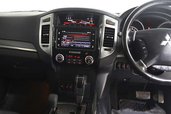 2019 Mitsubishi Pajero GLS NX