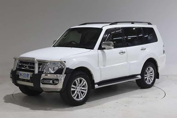 2019 Mitsubishi Pajero GLS NX