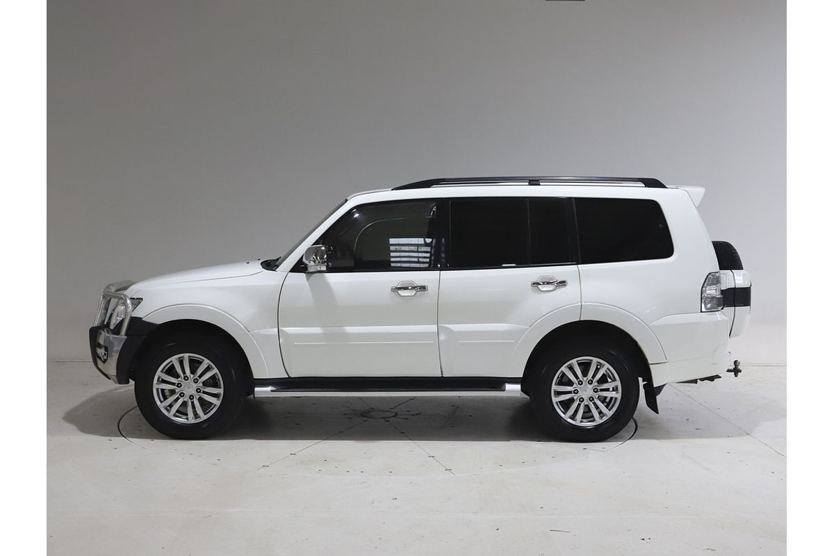 2019 Mitsubishi Pajero GLS NX