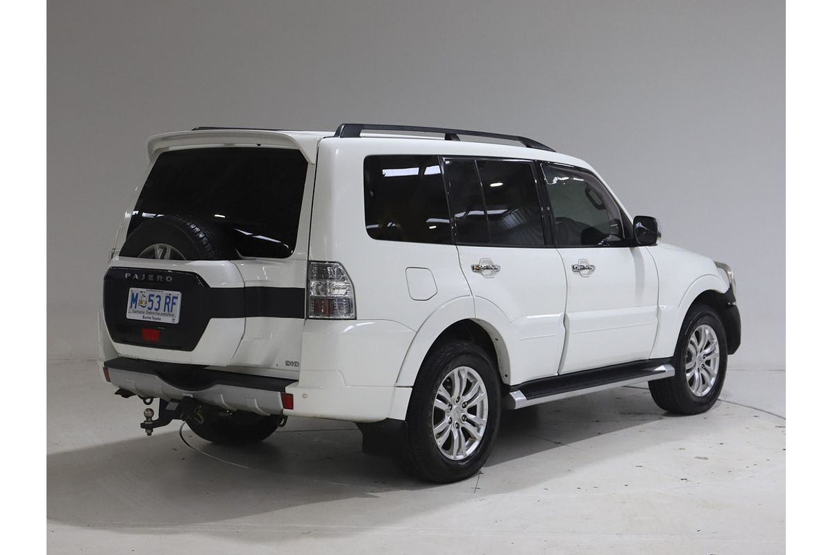 2019 Mitsubishi Pajero GLS NX