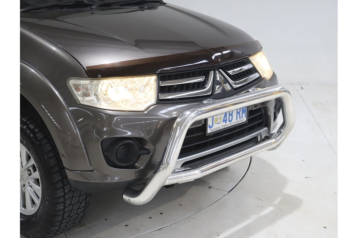 2015 Mitsubishi CHALLENGER LS (5 SEAT) (4x4) 5 SP AUTOMATIC 4D WAGON DT4 DIESEL
