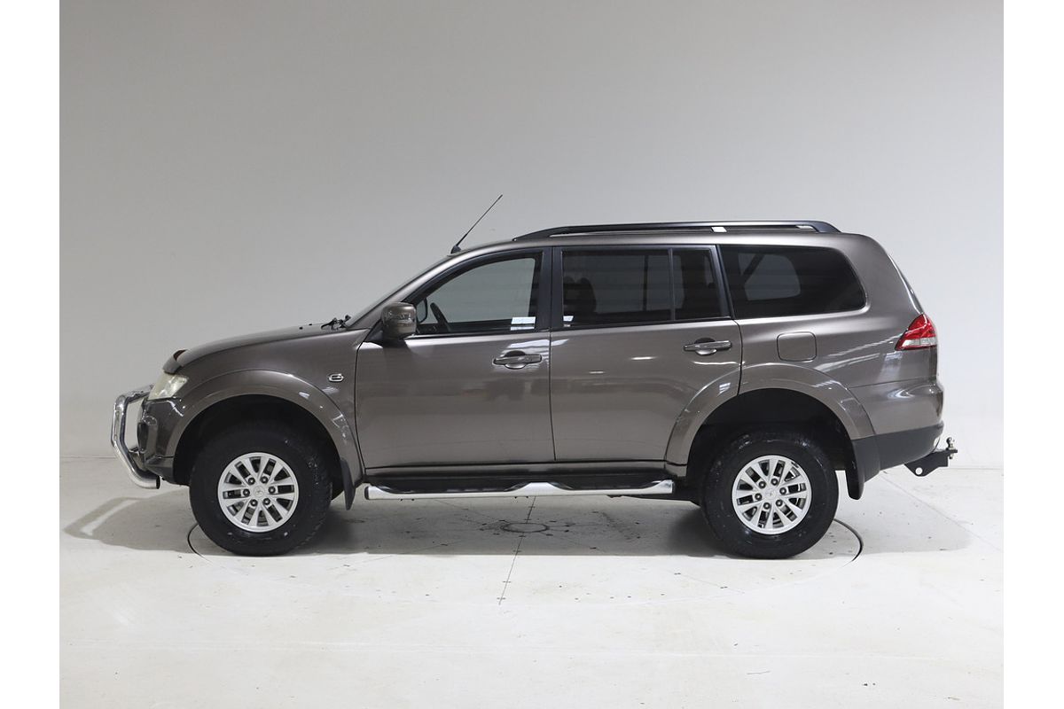 2015 Mitsubishi CHALLENGER LS (5 SEAT) (4x4) 5 SP AUTOMATIC 4D WAGON DT4 DIESEL