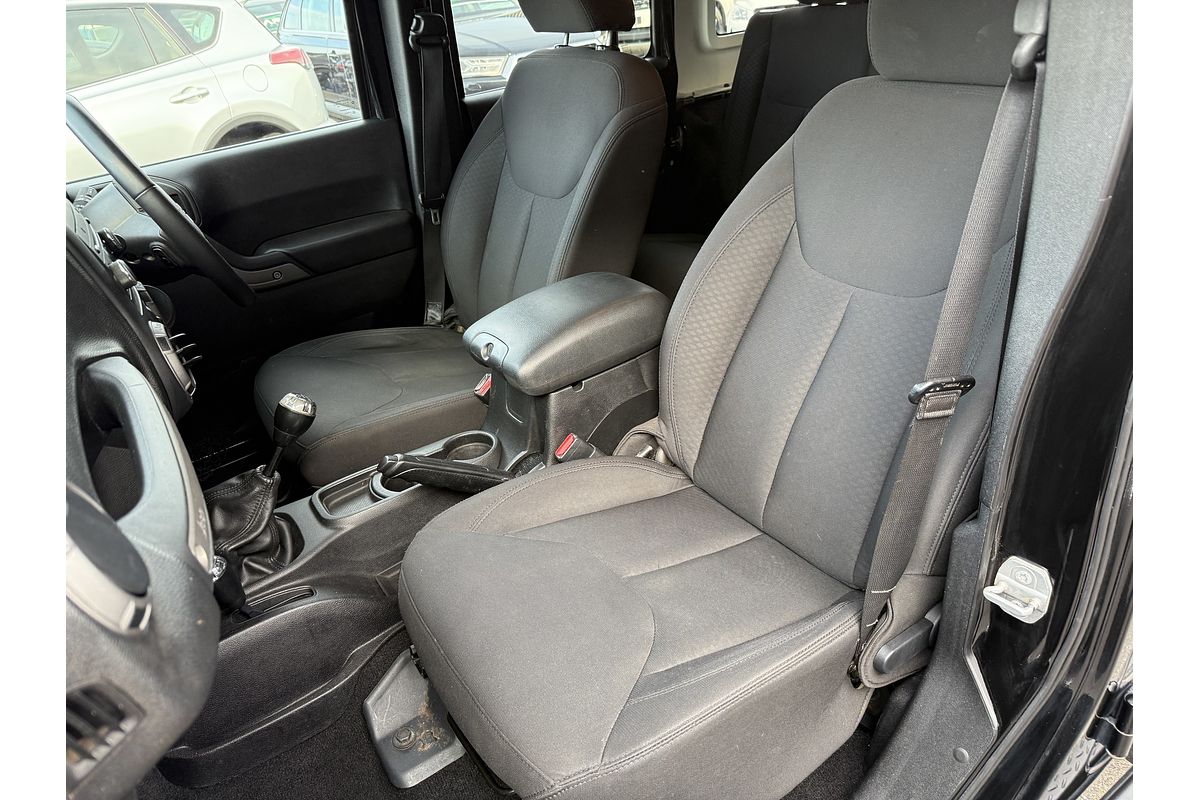 2015 Jeep Wrangler Unlimited Sport JK