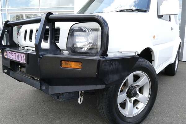 2011 Suzuki Jimny SIERRA (4x4)