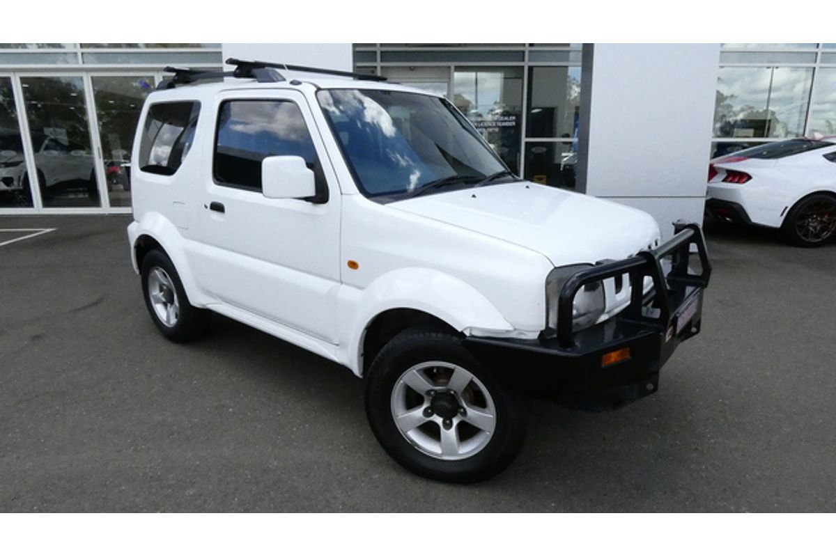 2011 Suzuki Jimny SIERRA (4x4)