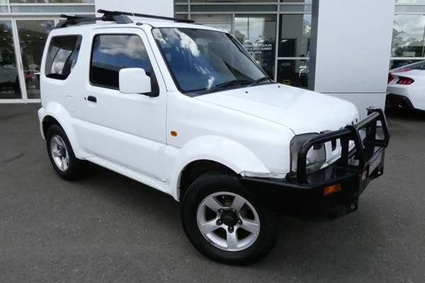 2011 Suzuki Jimny SIERRA (4x4)