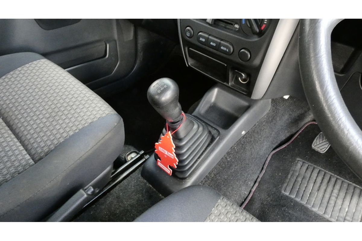 2011 Suzuki Jimny SIERRA (4x4)