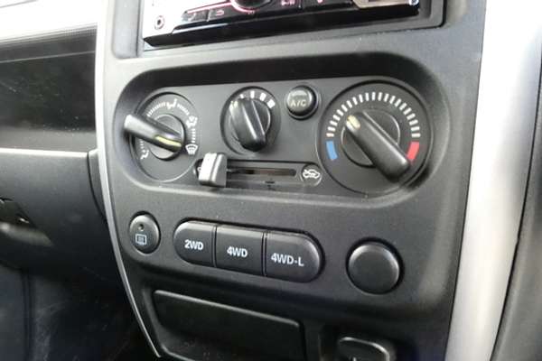 2011 Suzuki Jimny SIERRA (4x4)