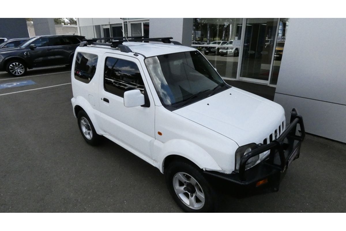 2011 Suzuki Jimny SIERRA (4x4)