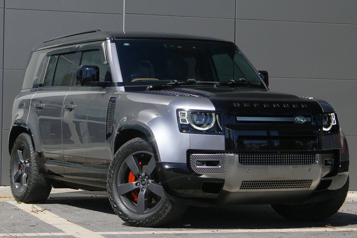 2021 Land Rover Defender 110 D300 X L663