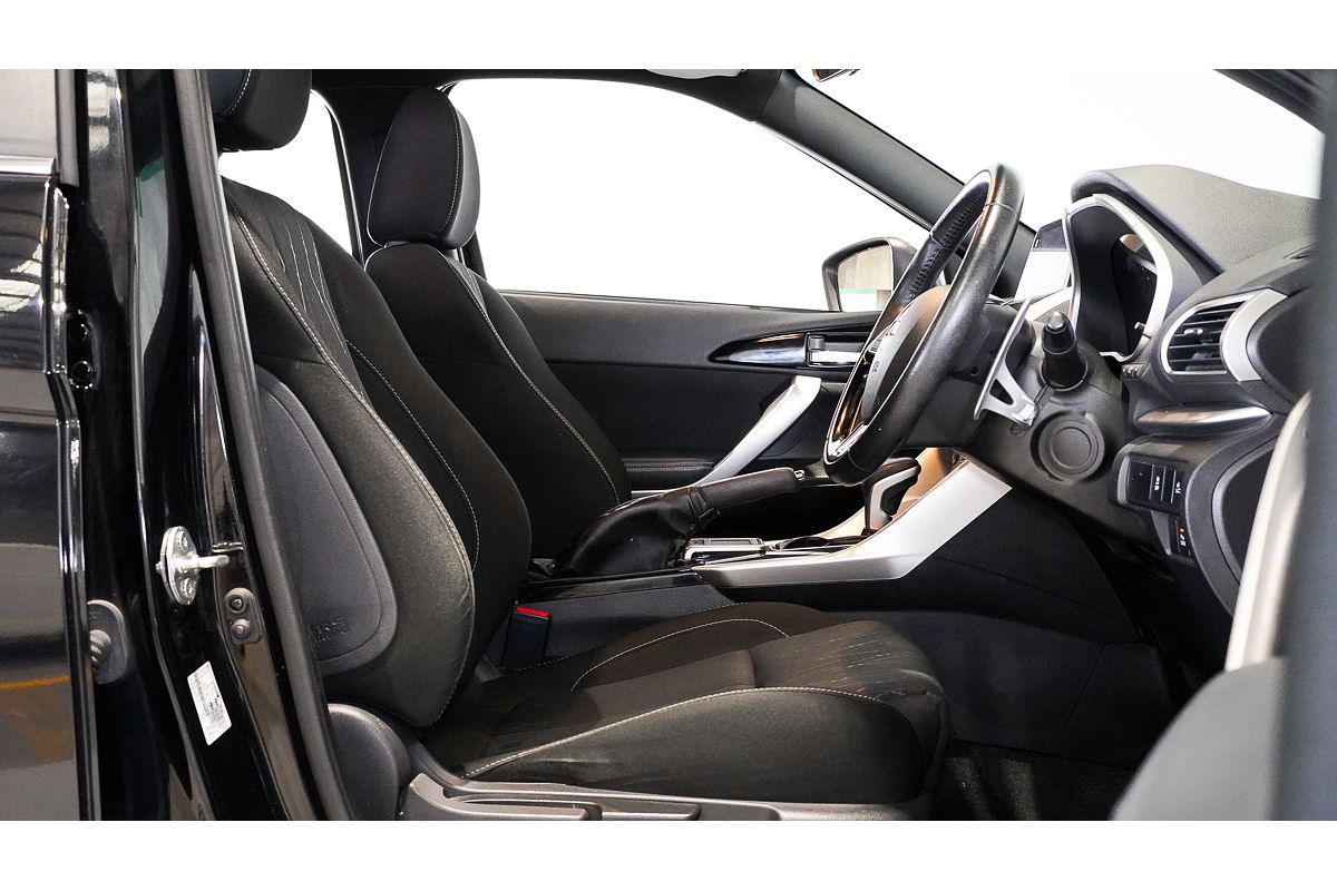 2019 Mitsubishi Eclipse Cross Black Edition YA