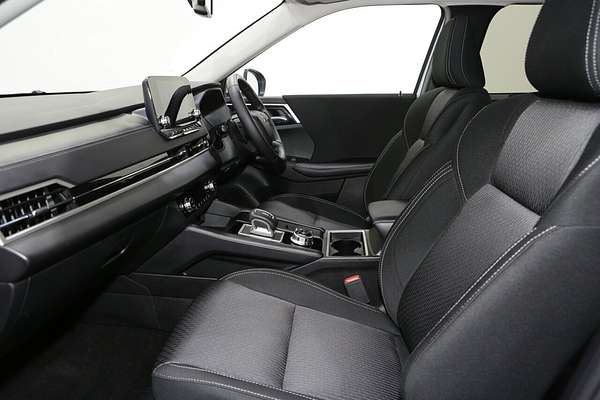 2024 Mitsubishi Outlander LS ZM