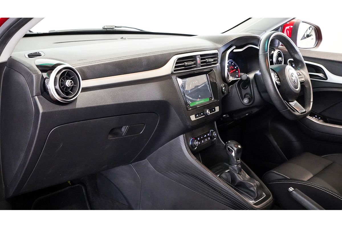 2019 MG ZS Essence AZS1