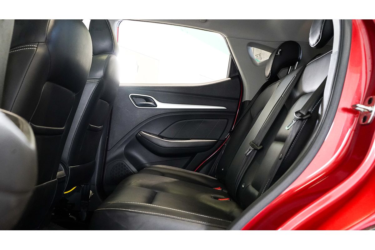 2019 MG ZS Essence AZS1