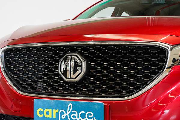 2019 MG ZS Essence AZS1