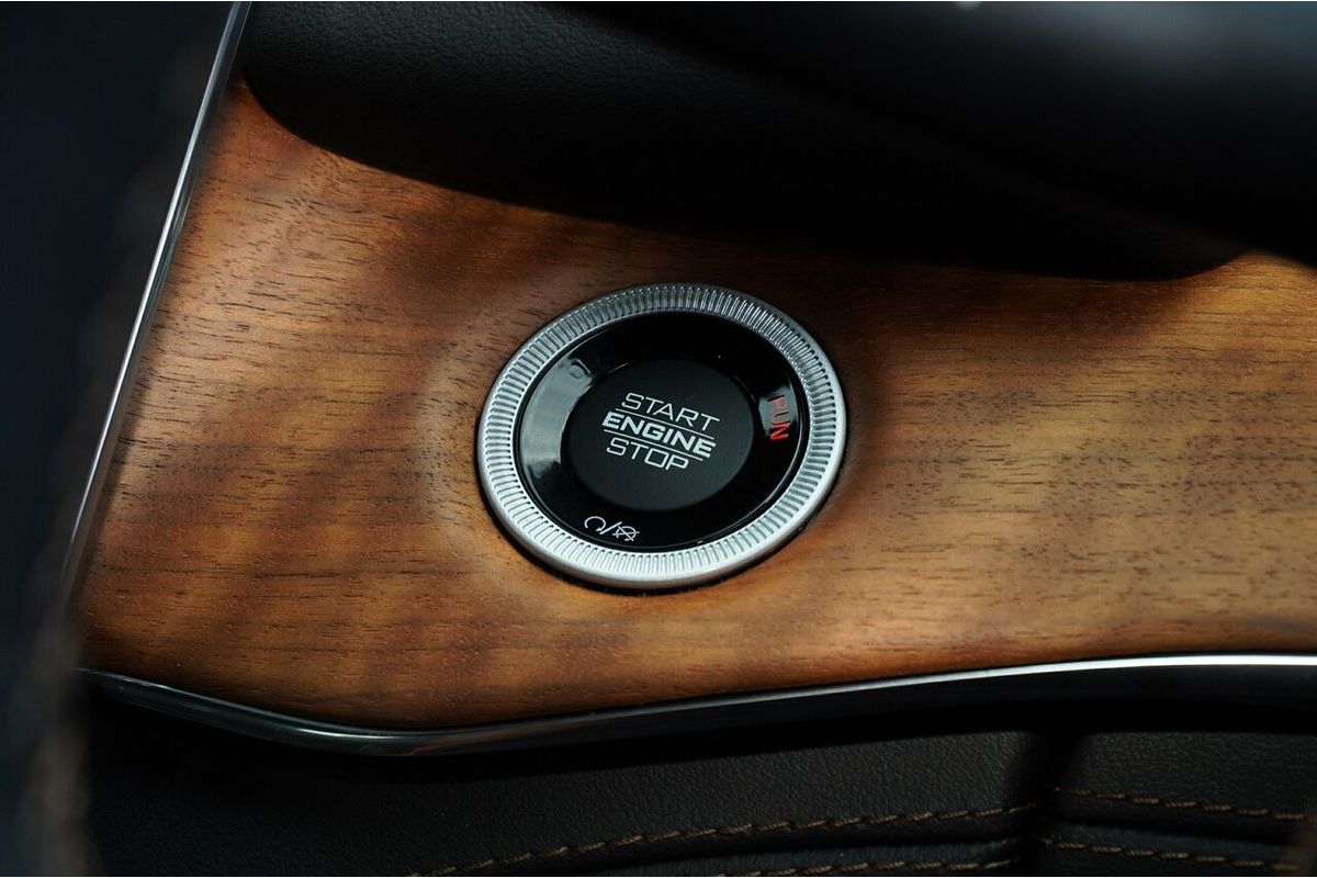 2023 Jeep Grand Cherokee Summit Reserve 4xe WL